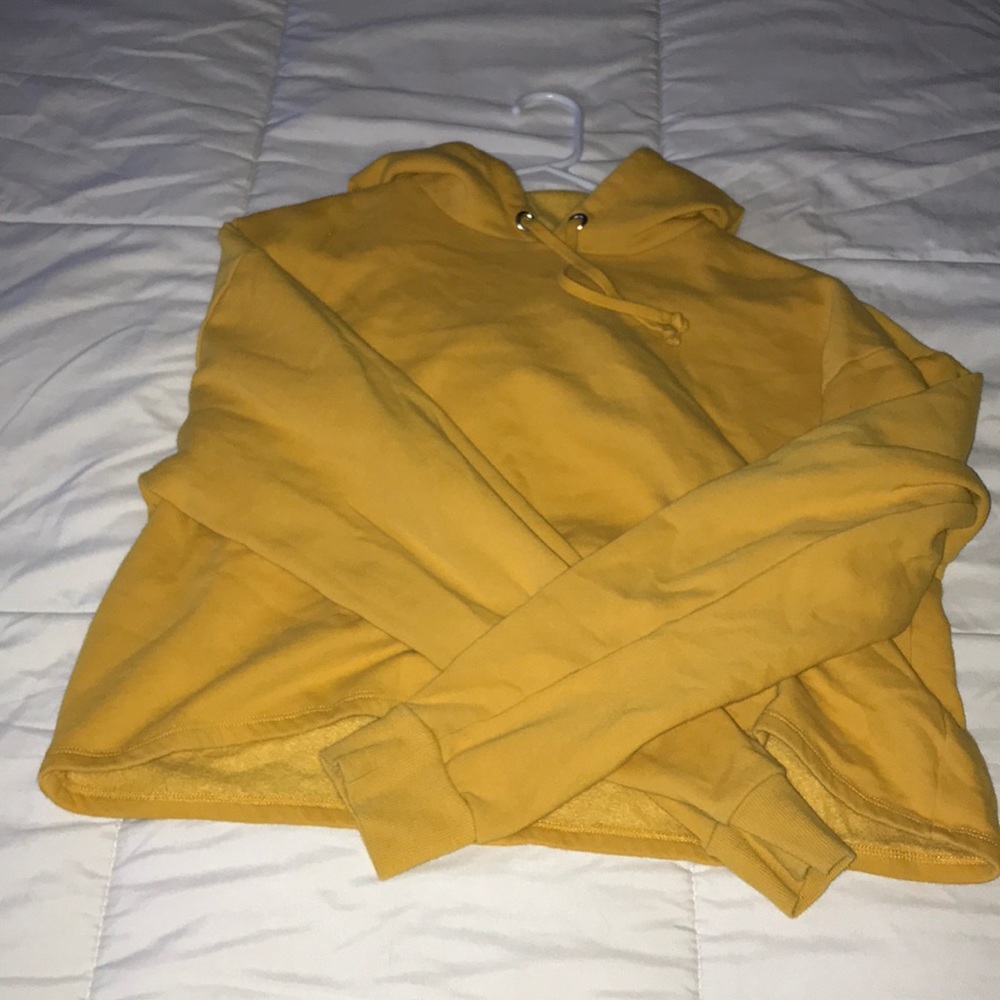 Cropped hoodie